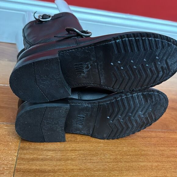 NWOB Frye Veronica Short Women's Black Grain Leather Western Moto Boot Size 5.5 - Picture 4 of 11